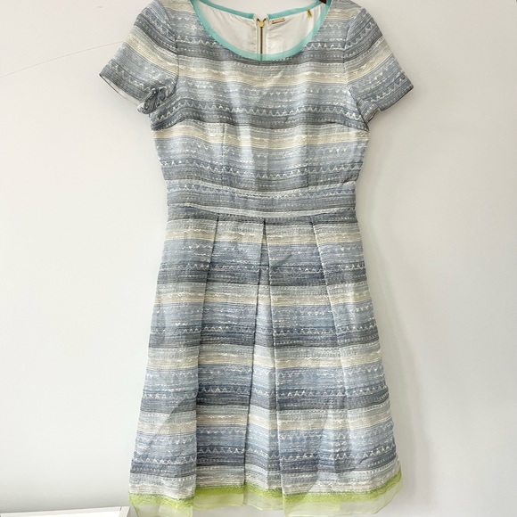 Elie Tahari Glenda Tweed Lace Cocktail Dress White Blue Green Lined Layered US 6 - Picture 1 of 12